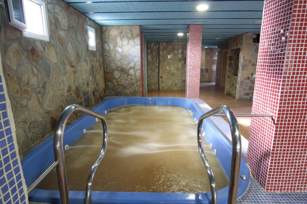 Hotel Balneario Fuentes Del Trampal Carmonita Extérieur photo