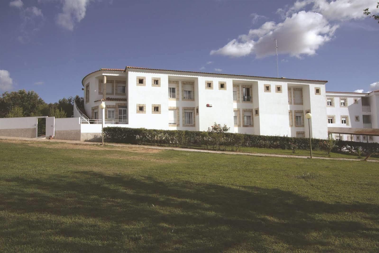 Hotel Balneario Fuentes Del Trampal Carmonita Extérieur photo