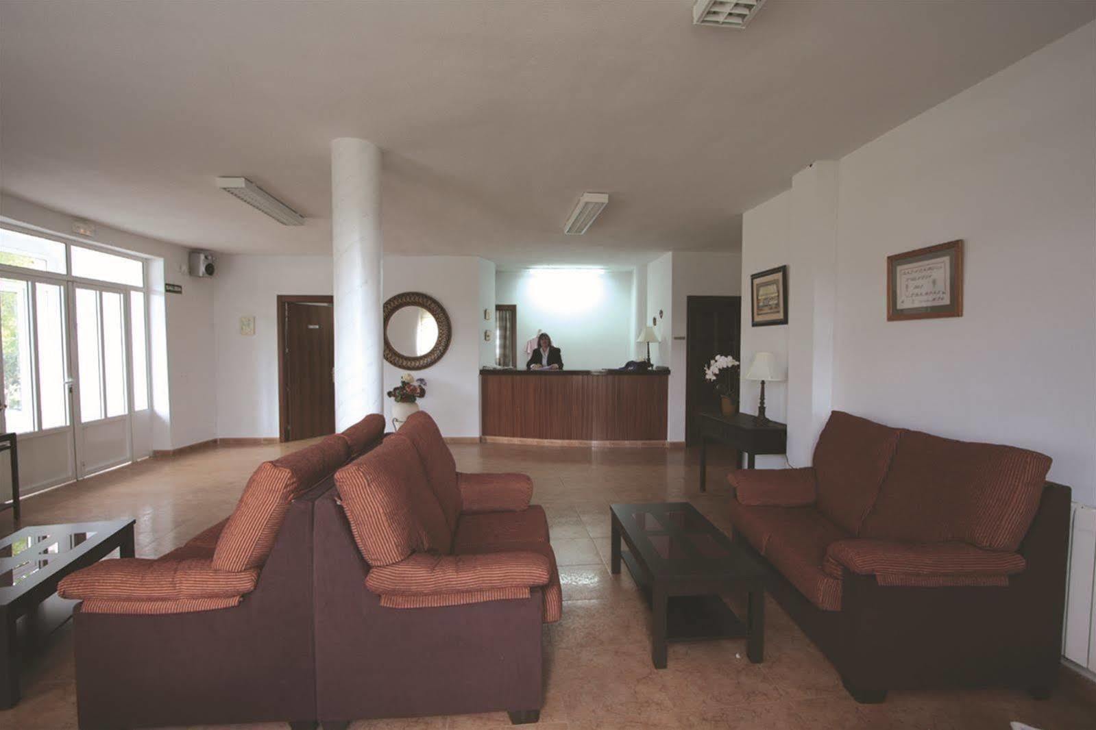 Hotel Balneario Fuentes Del Trampal Carmonita Extérieur photo